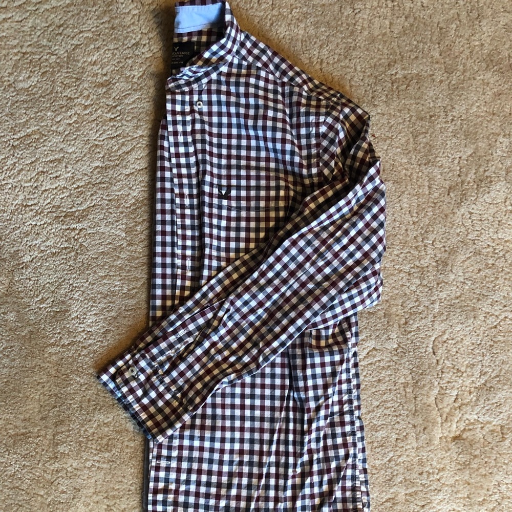 American Eagle Button Down